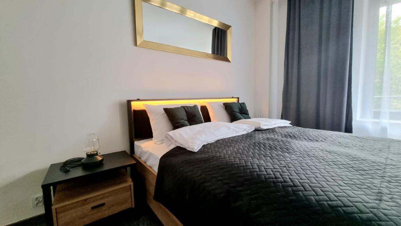 Nook Nook Apartments Kazimierza Wielkiego 104 Krakow Ngoại thất bức ảnh